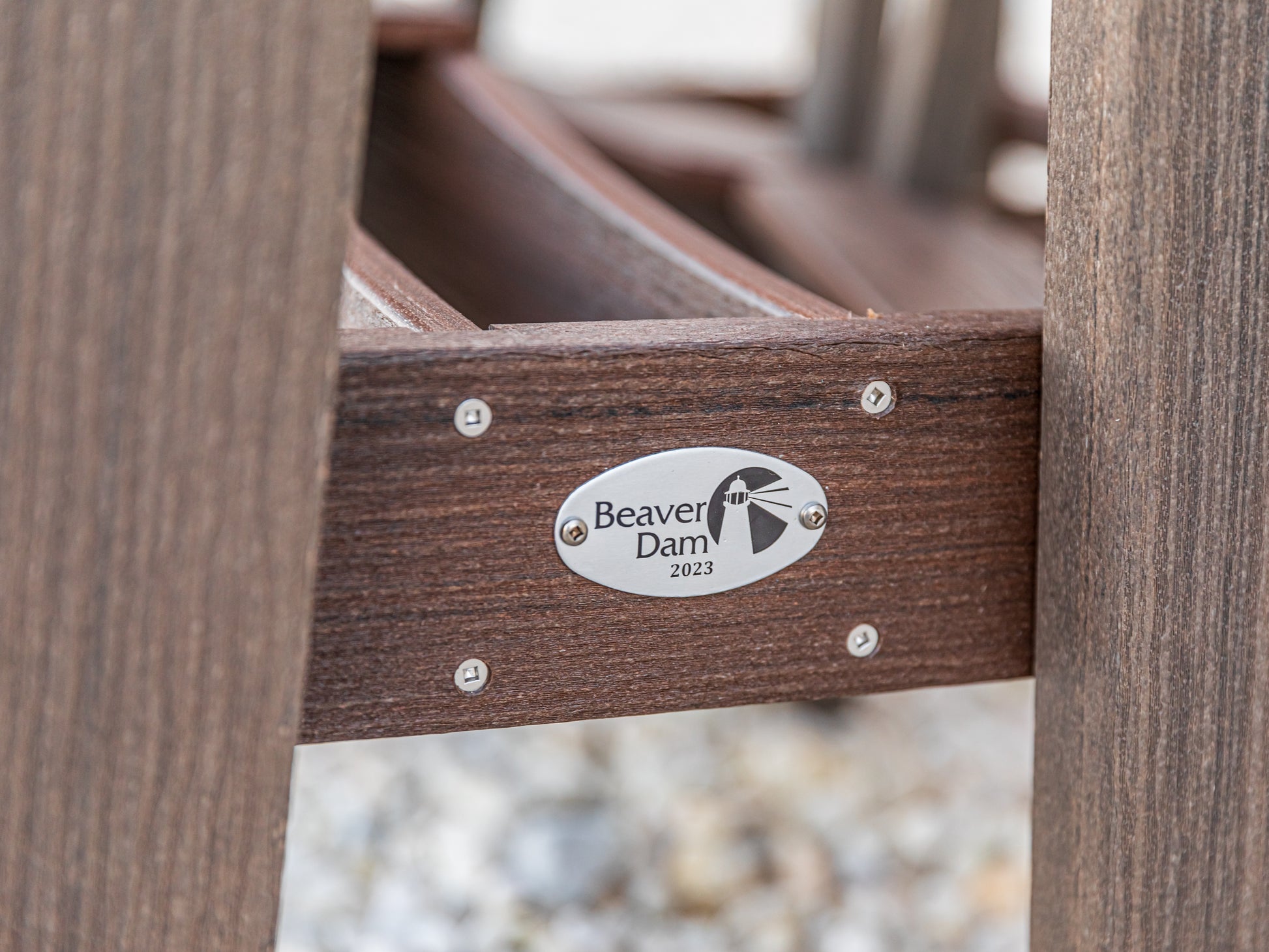 SU-DT6-BlackAntiqueMahogany