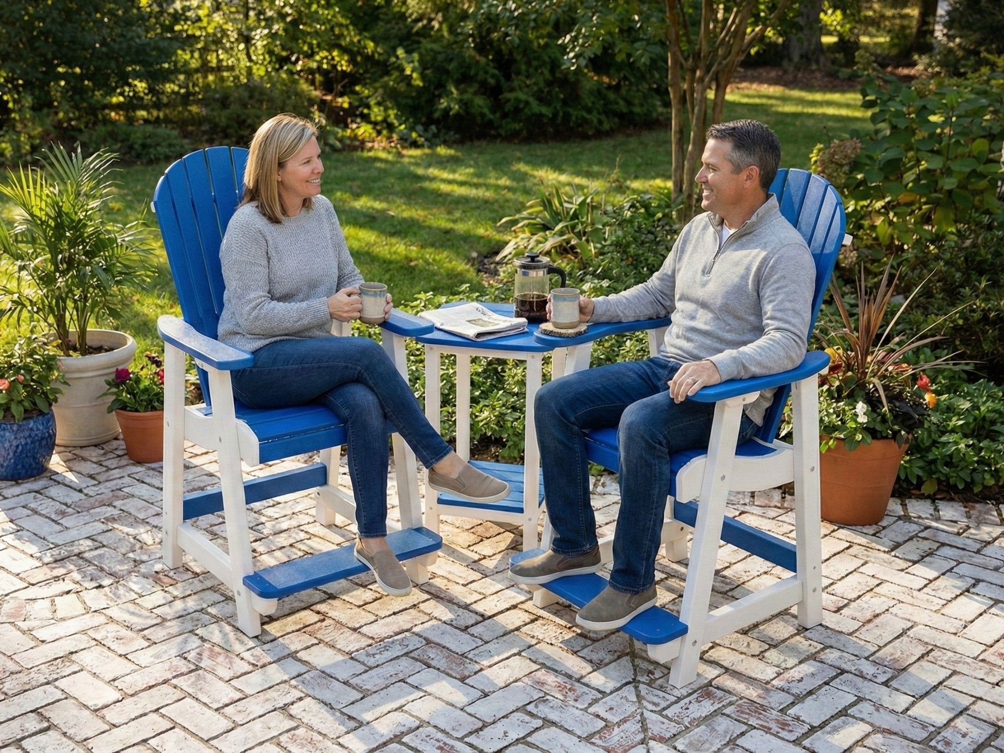 EM-CO-WhiteBrightBlue