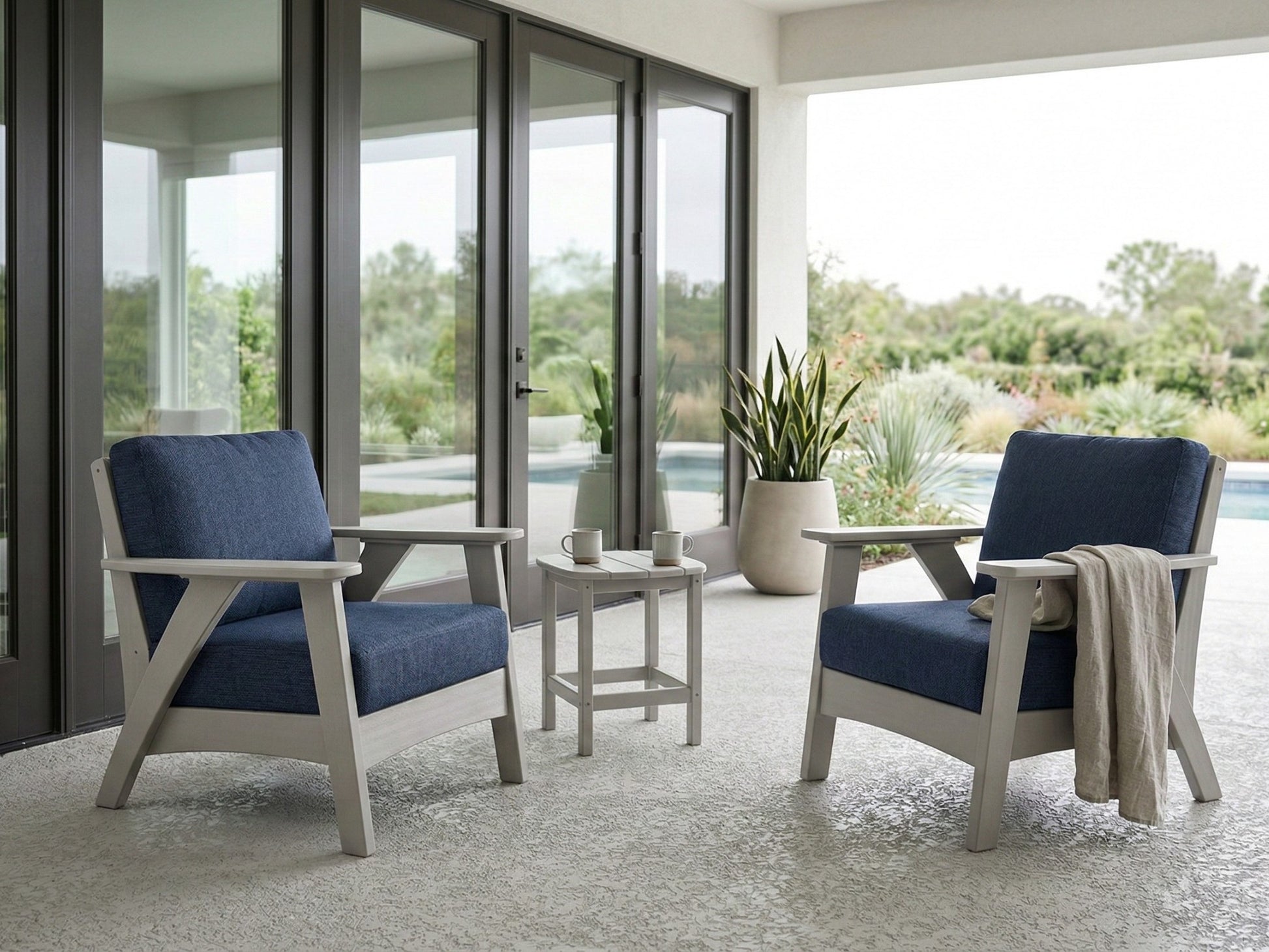 RE-CH-LightGray-SpectrumIndigo