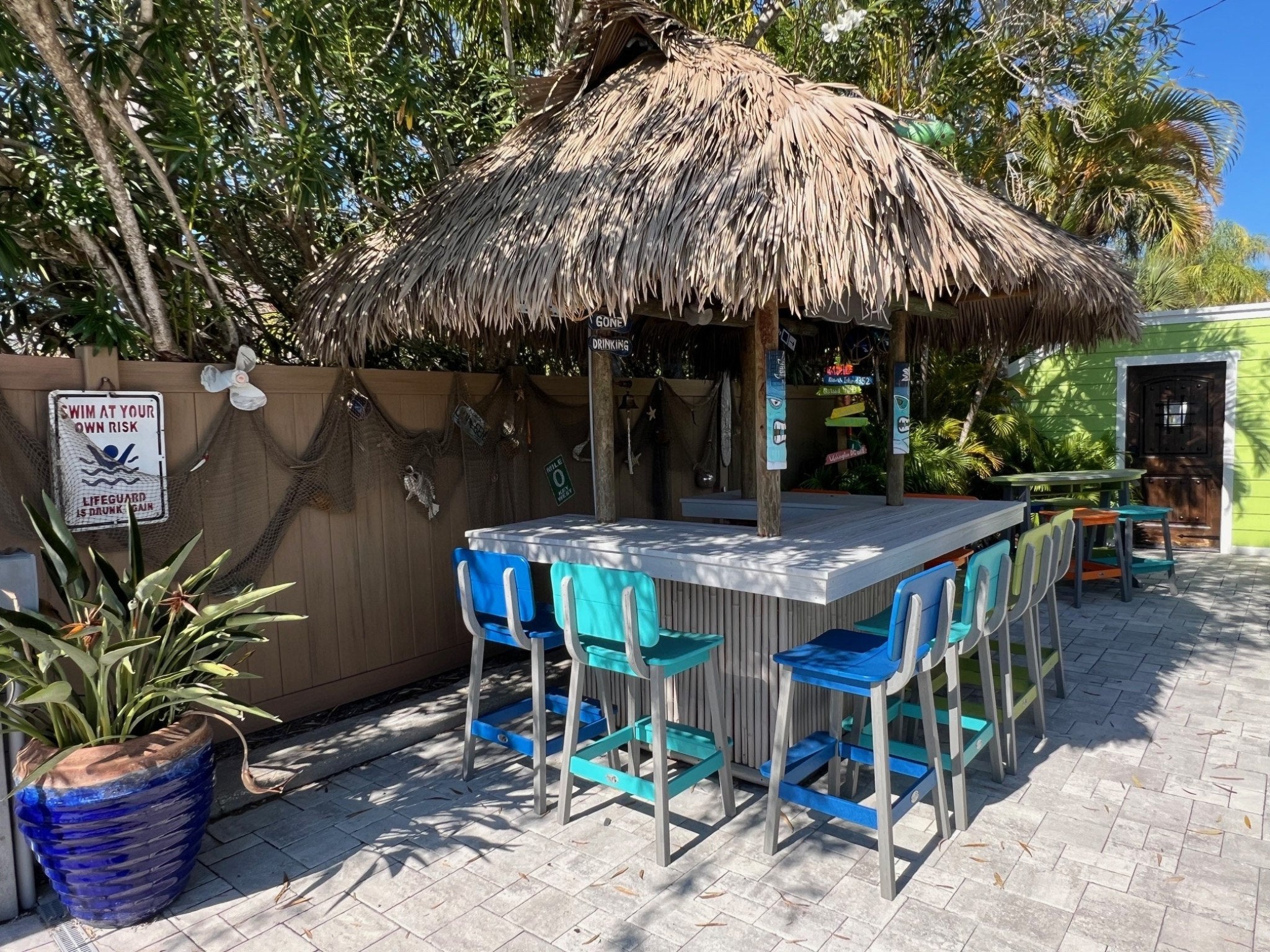 Saddle Stool | SurfAira Collection